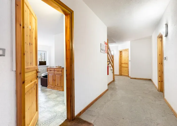 Apartment Hostdomus - Jack Claviere